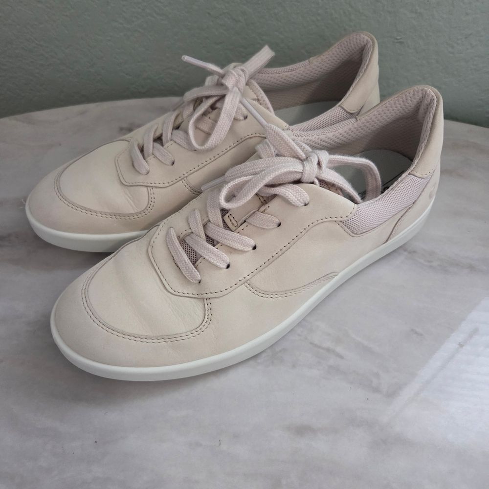 ECCO Women's Leisure Retro Lace Up Comfort Sneaker Size EU 38 US7-7.5 - Picture 2 of 10